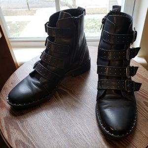 Steve Madden black leather studded ankle boots 7.5